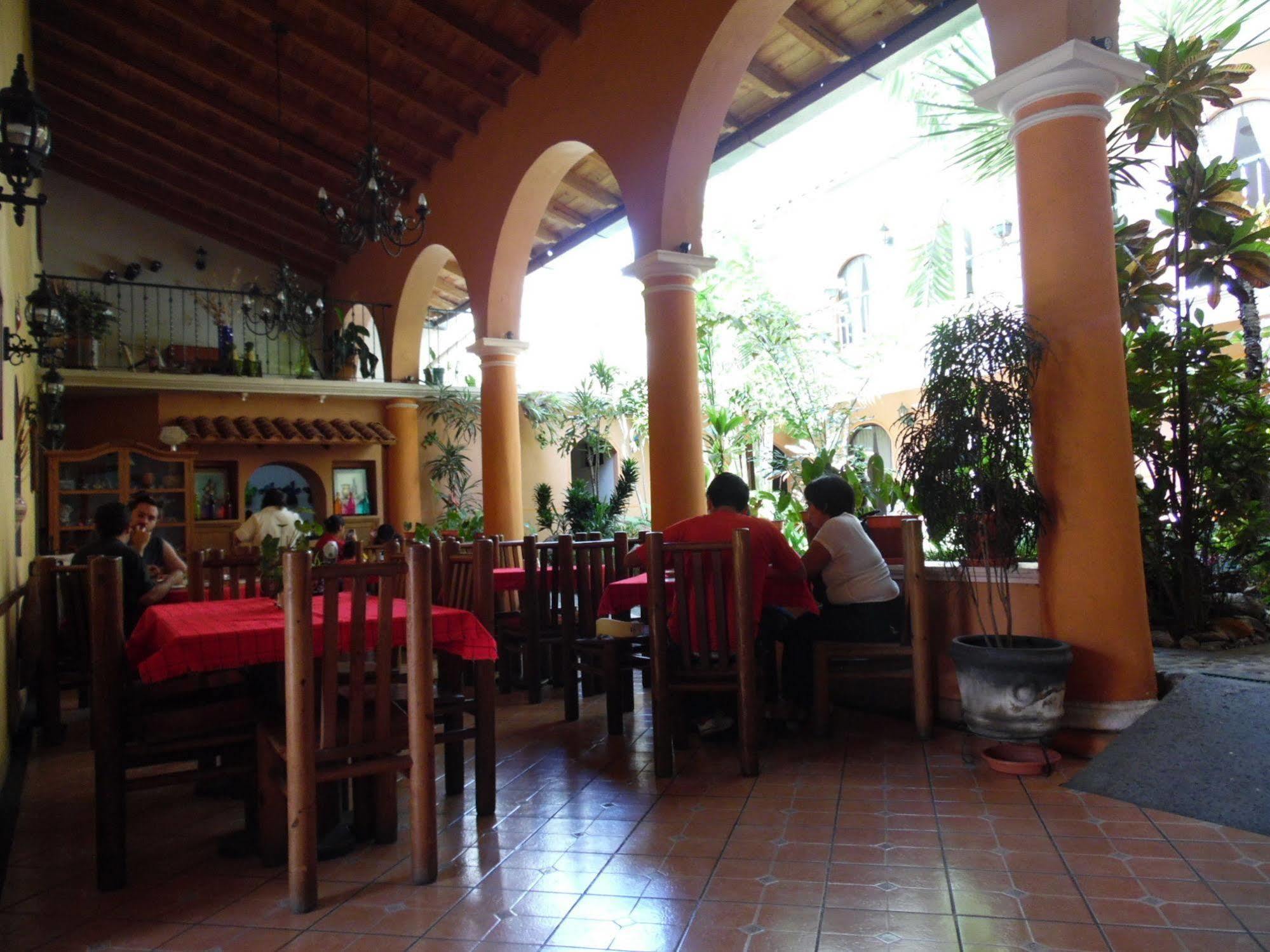 Hotel Posada San Jeronimo Coatepec  Exteriör bild