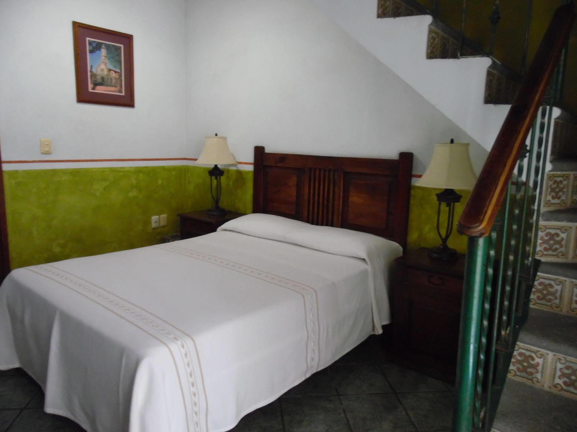 Hotel Posada San Jeronimo Coatepec  Exteriör bild